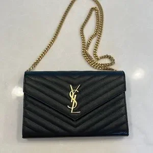 累積売上総額第１位【SAINT LAURENT★サンローラン】6302313Y619 サンローラン買取｜Saint Laurent買取 高額査定、高価買取とい